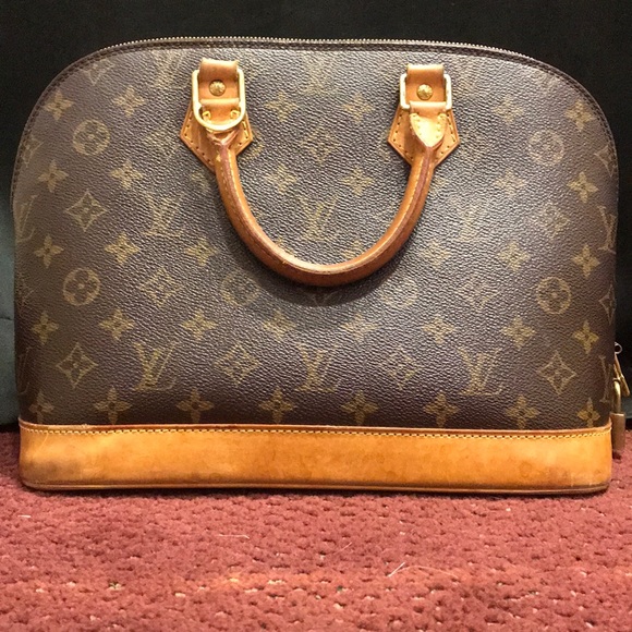 Louis Vuitton Alma - Picture 3 of 7